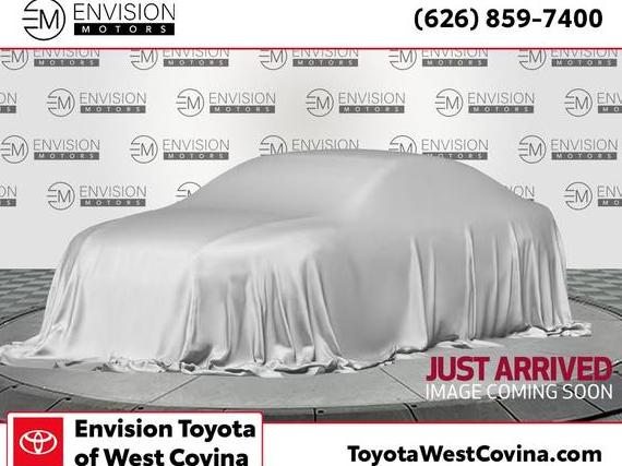 TOYOTA COROLLA CROSS 2022 7MUEAABG5NV026834 image